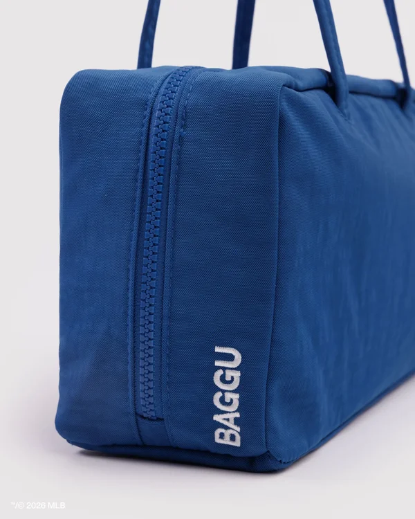 Nylon Bowler Bag - Chicago Cubs™ - Material: heavyweight-nylon